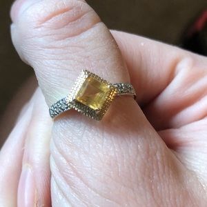 Citrine ring set in 10K gold